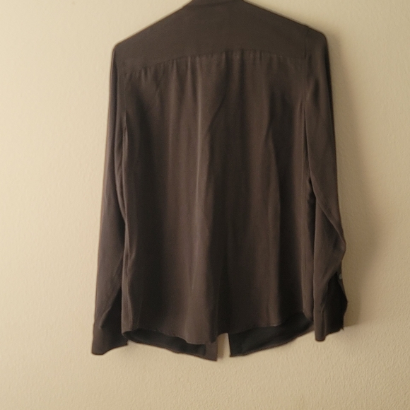 NWT Equipment Femme Black Silk Shirt XS - Picture 4 of 5